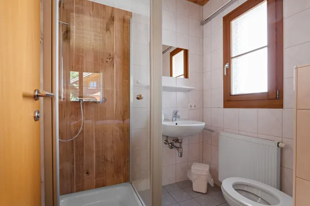 Bad mit Dusche