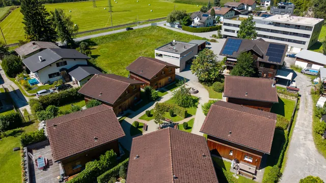 Luftbild der Chalet-Anlage